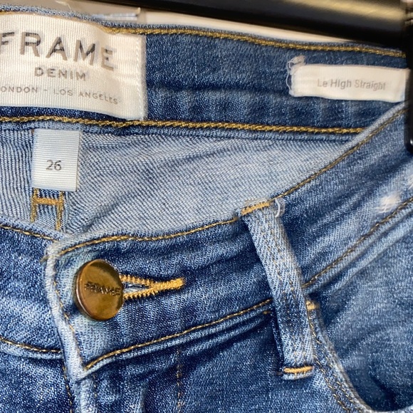 Frame 
Denim - Picture 3 of 5